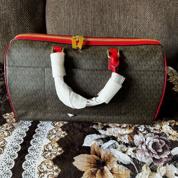 MICHAEL KORS Logo Stripe Travel Weekender Detachable Strap Large Duffle Bag NWT - Picture 14 of 15